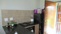 Kitchen - 8 square meters of property in Alveda