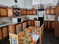 Kitchen of property in Neserhof