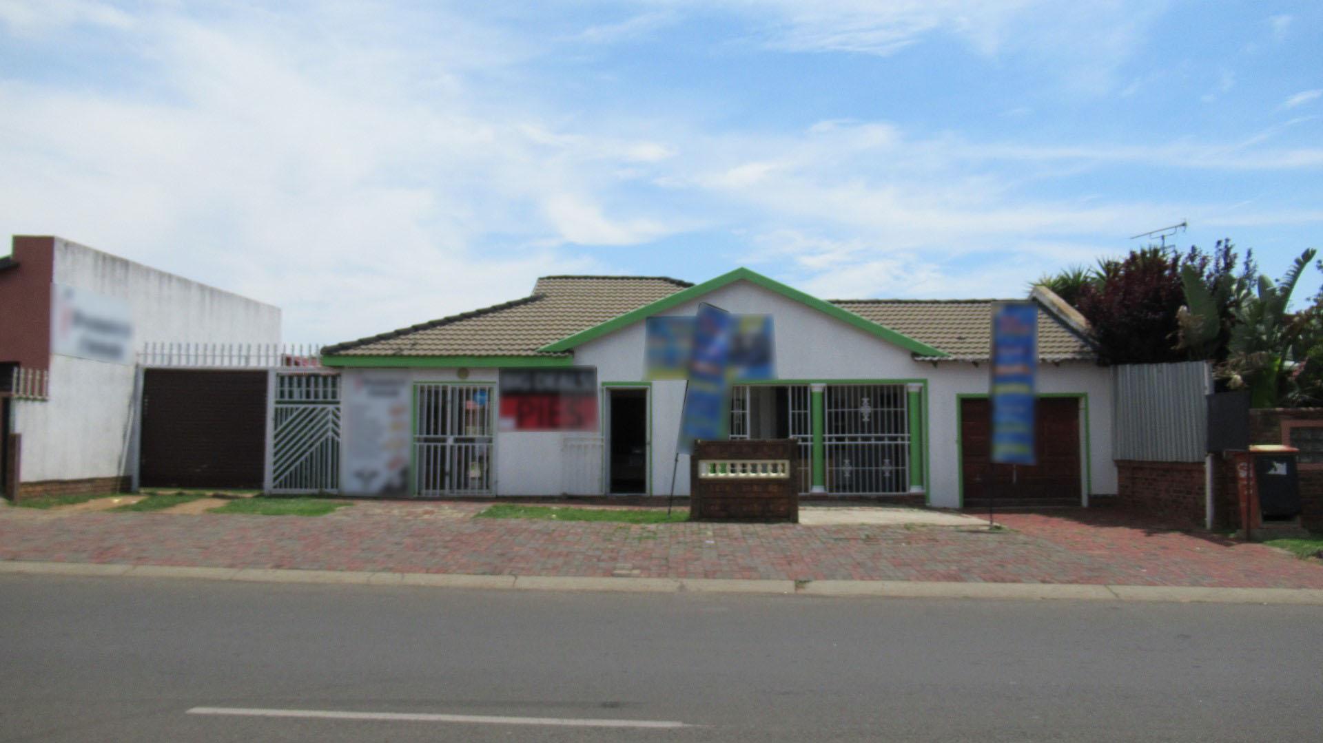 Front View of property in Lenasia South