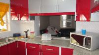 Kitchen - 12 square meters of property in Lenasia South