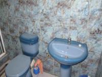 Main Bathroom - 12 square meters of property in Lenasia South