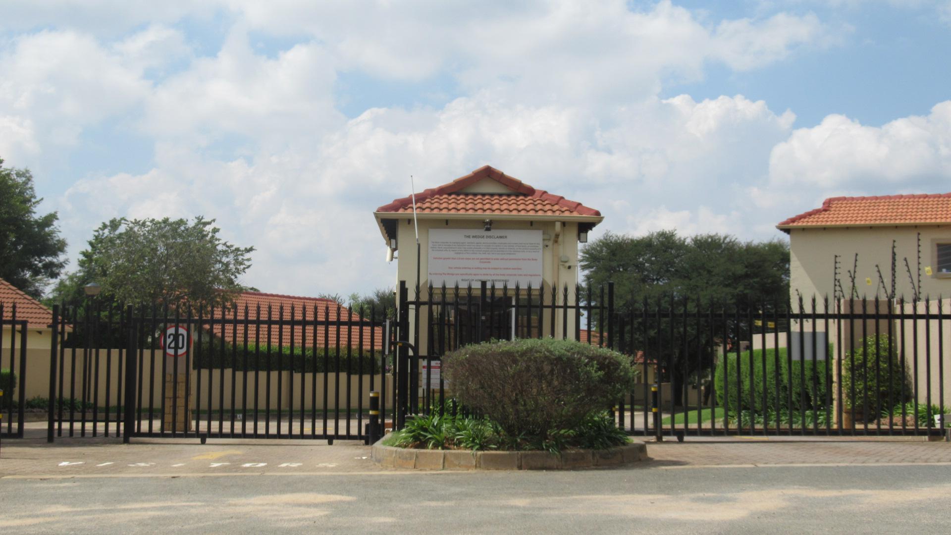 Front View of property in Zandspruit