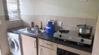 Kitchen - 10 square meters of property in Zandspruit