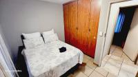 Bed Room 1 - 10 square meters of property in Castleview