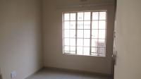 Bed Room 1 - 12 square meters of property in Kookrus