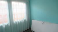 Bed Room 1 - 10 square meters of property in Bezuidenhout Valley