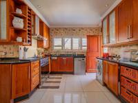 Kitchen - 18 square meters of property in Rant-En-Dal