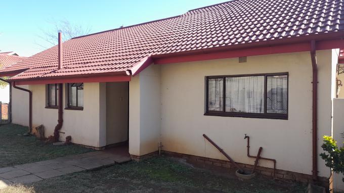 3 Bedroom House for Sale For Sale in Fochville - MR539683