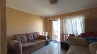 Lounges - 15 square meters of property in Northgate (JHB)