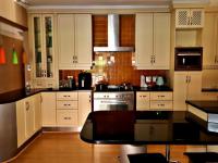 Kitchen - 37 square meters of property in Edleen