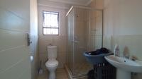 Main Bathroom - 5 square meters of property in Klerksoord