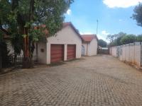 3 Bedroom 2 Bathroom House for Sale for sale in Safarituine