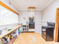 Kitchen of property in Clubview