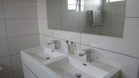 Main Bathroom - 8 square meters of property in Nietgedacht 535-Jq