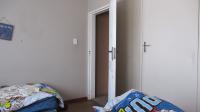 Bed Room 1 - 16 square meters of property in Dalview