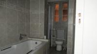 Bathroom 1 - 8 square meters of property in Dalview