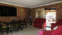 Entertainment - 30 square meters of property in Dalview