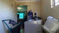 Main Bathroom - 6 square meters of property in Hillgrove