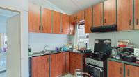 Kitchen - 11 square meters of property in Hillgrove