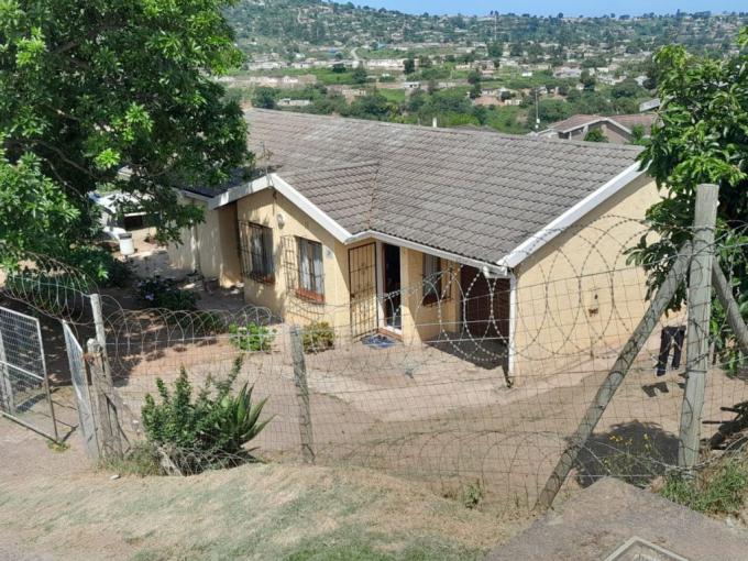 3 Bedroom House for Sale For Sale in Kwandengezi - MR542866