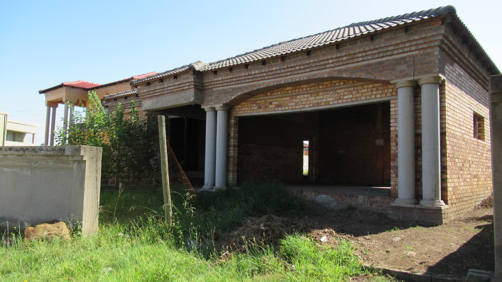 Front View of property in Liefde en Vrede