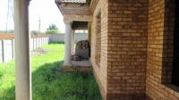 Patio - 26 square meters of property in Liefde en Vrede