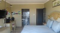 Main Bedroom - 39 square meters of property in Reservoir Hills KZN