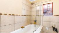 Bathroom 1 - 4 square meters of property in Kosmosdal