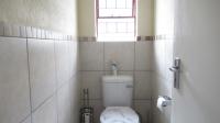 Guest Toilet - 2 square meters of property in Kosmosdal