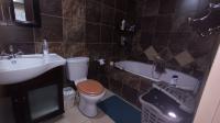 Main Bathroom of property in Olifantshoek