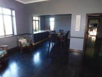 Lounges - 35 square meters of property in Montclair (Dbn)