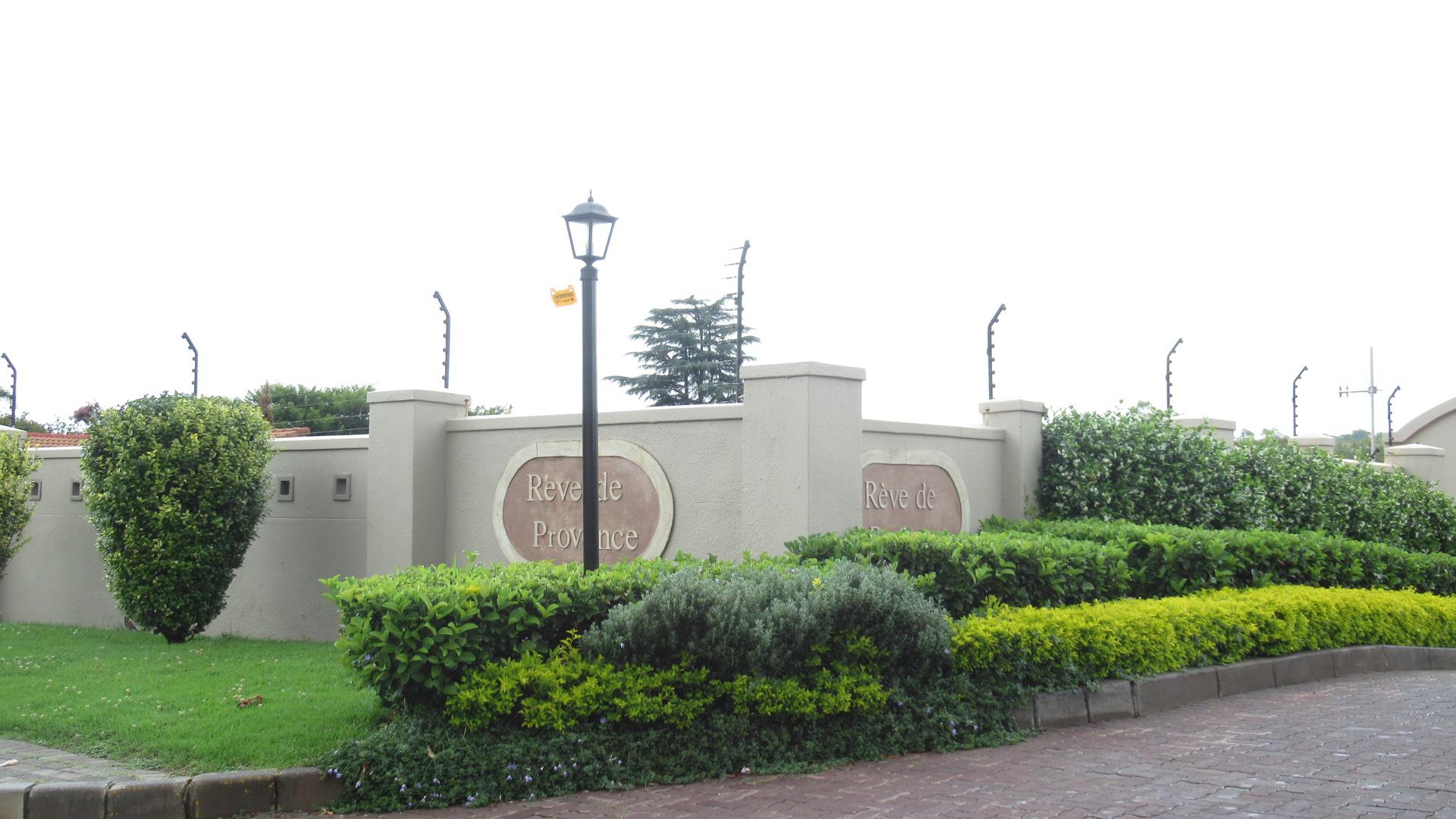 Front View of property in Douglasdale