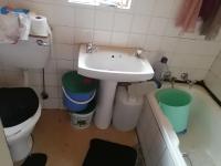 Bathroom 1 of property in Soshanguve