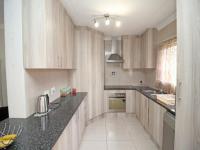 Kitchen - 15 square meters of property in Willowbrook