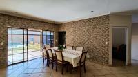 Dining Room - 21 square meters of property in Glenmarais (Glen Marais)