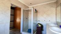 Main Bathroom - 9 square meters of property in Glenmarais (Glen Marais)