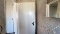 Bathroom 2 - 5 square meters of property in Glenmarais (Glen Marais)