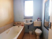 Bathroom 1 of property in Protea Glen