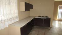 Kitchen - 21 square meters of property in Rothdene