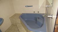 Bathroom 1 - 7 square meters of property in Rothdene