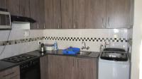 Kitchen - 18 square meters of property in Paarlshoop