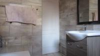 Bathroom 1 - 6 square meters of property in Lyndhurst