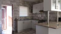 Kitchen - 11 square meters of property in Lyndhurst