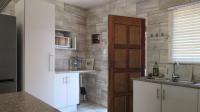 Kitchen - 11 square meters of property in Lyndhurst