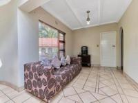 Informal Lounge - 14 square meters of property in Randpark Ridge