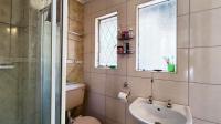 Main Bathroom - 15 square meters of property in Albertsdal