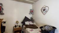 Bed Room 1 - 20 square meters of property in Van Dykpark