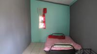 Bed Room 1 - 22 square meters of property in Primrose