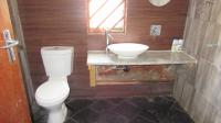 Bathroom 2 - 5 square meters of property in Primrose