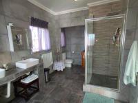 Main Bathroom of property in Parys